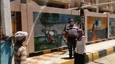 استمرار تطبيق حملات التطهير والتعقيم وفض الأسواق الأسبوعية بمراكز ومدن المحافظة
