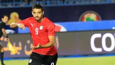 طبيب المقاولون يكشف حقيقة معاناةة طاهر محمد طاهر من إصابة مزمنة