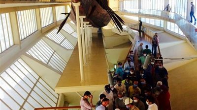 مفتاح يناقش مسار نقل مركب خوفو الأولي لقاعتها بالمتحف المصري الكبير