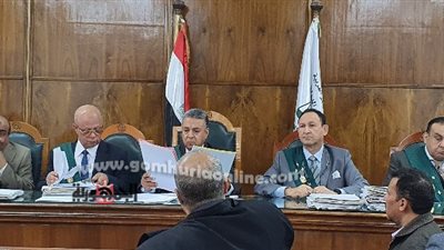 عزل أعضاء هيئة التدريس المنتمين للجماعة المحظورة المرتكبين أعمالاً إرهابية.