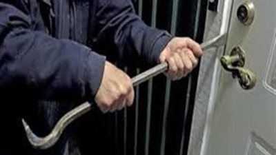 «سقوط حرامية البيوت».. تفاصيل حبس تشكيل عصابى تخصص فى سرقة المساكن بالهرم والشيخ زايد