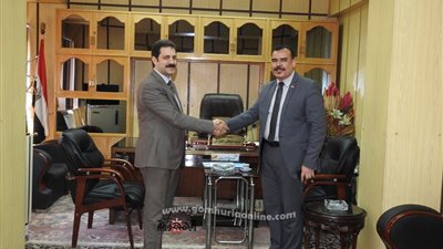 رئيس اللجنة العامة لإنتخابات الشيوخ بالمنوفية يطمئن على تجهيز المقرات بالمدارس .. بالأسماء 30 مرشحاً يتنافسون على 4 مقاعد فردى
