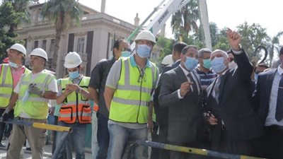 وزير النقل يتابع أعمال معالجة التربة اسفل السور الخارجي واحد الغرف الملحقة به بسفارة البحرين