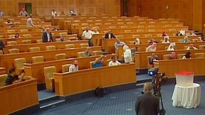 رفع جلسة برلمان تونس ١٠ دقائق بسبب خلافات حول آلية التصويت على سحب الثقة من الغنوشي