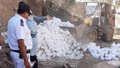 حملة لإزالة مقابر خالية بالخانكة