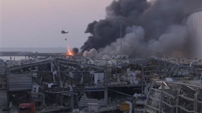 اللقطات الأولى من الحادث التفجيرى الذى هز بيروت - فيديو