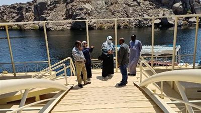 محافظ أسوان يكلف نائبه لمراجعة جاهزية المواقع الأثرية والسياحية