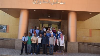 مستشفى الأقصر العام يحتفل بشفاء وخروج جميع حالات كورونا
