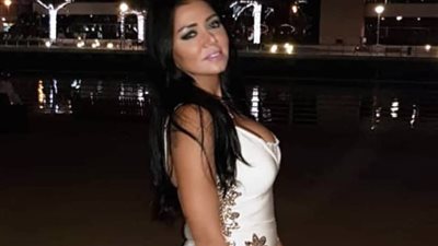 رانيا يوسف تكشف عن تحدي جديد بمجموعه صور وتثير الجدل