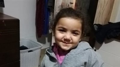 5 سنوات لسائق الأتوبيس والمشرفة المتهمين بدهس الطفلة 