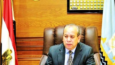 محافظ كفرالشيخ يوقف مدير الجمعية الزراعية بكوم الحجر عن العمل