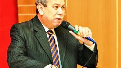 محافظ كفرالشيخ يتابع أعمال الخطة الإستراتيجية لمحو اﻷمية
