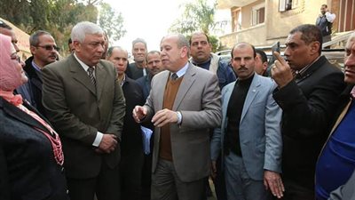 محافظ كفرالشيخ يعطى مهلة أسبوع للوحدة المحلية لمركز ومدينة دسوق لإزالة الإشغالات
