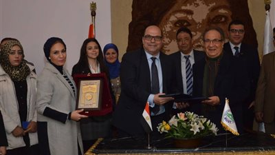 بروتوكول تعاون بين جامعة مصر للعلوم ومركز إعداد القادة