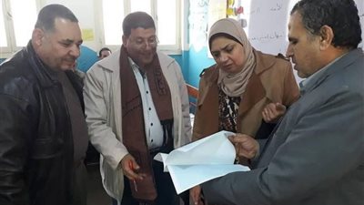 شاهين يتفقد كنترول اعدادية المنوفية