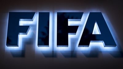 الفيفا تعاقب الحكم الدولي إبراهيم تشيبو بالإيقاف مدى الحياة
