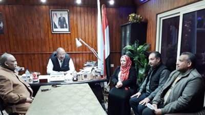 النيلي يجتمع مع قيادات تعليم مطروح ومسئولي المطبعة السرية