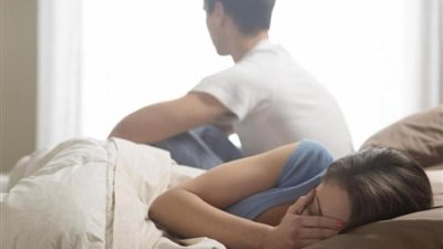 زوجي شاذ وكرهت الجنس بسببه .. صرخه زوجة أمام محكمة الاسرة
