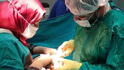 جراحة عاجلة لسيدة برازيلية تعاني من ورم حول المبيض بمستشفي دهب