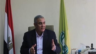 بدوي: تشغيل 200سيارة تاكسي بمنظومة النقل الجماعى ببرج العرب الجديدة