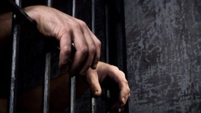 مدمن يغتصب شقيق زوجته القاصربالسويس.