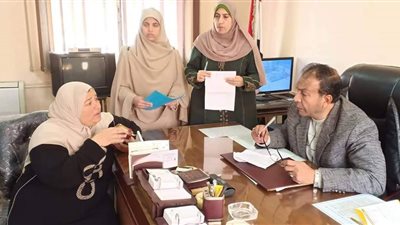 رئيس مركز قويسنا يحرص على متابعة المواطنين فى عقد لقائات الاسبوعى