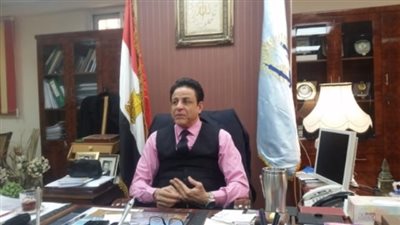 أحمد فؤاد يجتمع مع رئيس جامعة حلوان للبدء في طلاء احياء المنطقة الجنوبية