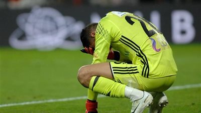 لاعب المريخ يصيب حارس المصرى بقطع فى الرباط الصليبى
