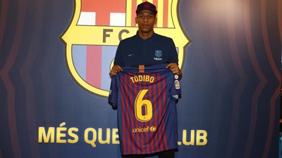 برشلونة يتعاقد مع الفرنسى توديبو.. رسميًا