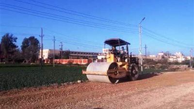 محافظ البحيرة يشدد على إنهاء اعمال الرصف بالخطة فى المواعيد المحددة