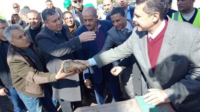 أبو اليزيد : انتاج 3 الاف طن سكر يوميا .. ونقل المحصول مجانا