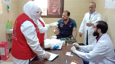 فحص 570 ألف مواطن فى حملة 100 مليون صحة بالأقصر .. صور
