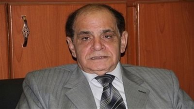 صلاح فوزى: دساتير العالم 