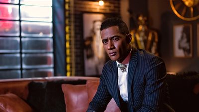 محمد رمضان يشعل مواقع التواصل بمقطع مصور مع الفراعنة