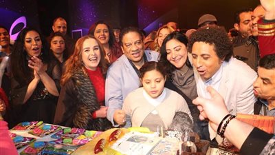 نجوم سيرة حب يحتفلون بعيد ميلاد ناصرعبدالحفيظ