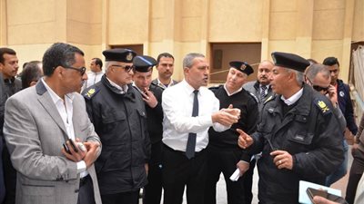 اجراءت أمنية مشددة بالإسماعيلية استعدادًا لزيارة البابا تواضروس.. صور
