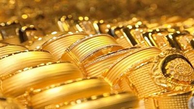 الذهب يتراجع فى متوسط تعاملات الخميس