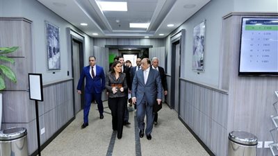 إنشاء فروع جديدة لمركز خدمات المستثمرين في 7 محافظات