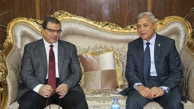 محافظ المنوفية يستقبل وزير القوي العاملة بالديوان العام