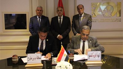 الهيئة العربية للتصنيع تُوقع بروتوكولا للتعاون مع مُحافظة مرسي مطروح