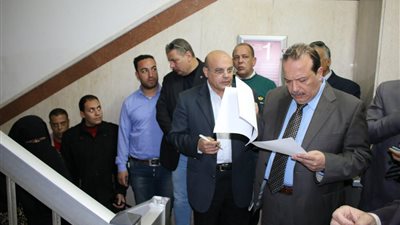 رئيس جامعة طنطا يتفقد المستشفى التعليمي