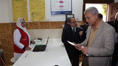 محافظ المنوفية يتابع مبادرة القضاء علي فيروس سي لطلاب المدارس الثانوي