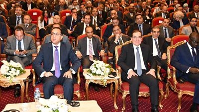 وزير البترول: إنتاج حقلى جيزة وفيوم يصل لـ700 مليون قدم مكعب يومياً خلال إبريل المقبل