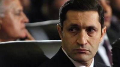 عمرو أديب لعلاء مبارك: جبت الملايين ديه منين هو انت كنت بتشتغل ايه