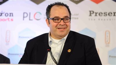 المصري يهاجم رئيس بريزنتيشن