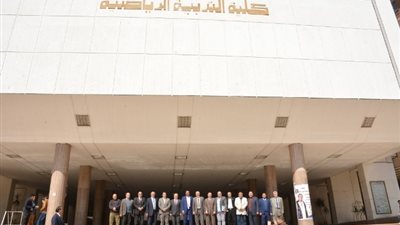 الجمال: يؤكد أن كلية التربية الرياضية تعد أحد الركائز الأساسية للجامعة