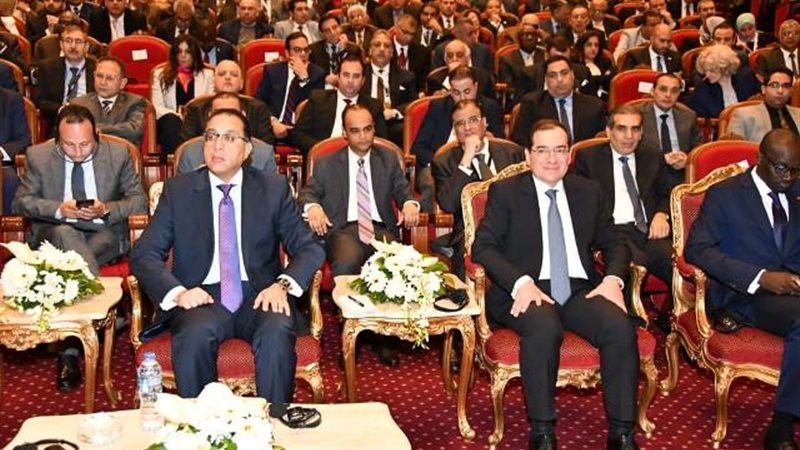 وزير البترول خلال