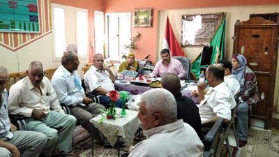 فتح الباب يعقد اجتماعا بمديرى المراحل التعليمية لمناقشة جاهزية المقرات الإنتخابية.. بالصور