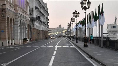 الجزائر تخفف ساعات الحجر وتسمح بالتنقل بين الولايات