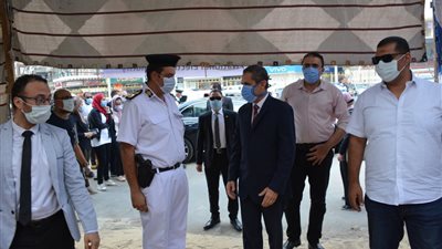محافظ الغربية يتفقد عدد من لجان في اليوم الأول لانتخابات الشيوخ بمدينة طنطا.